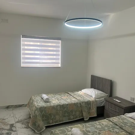 Maisonette 2 *