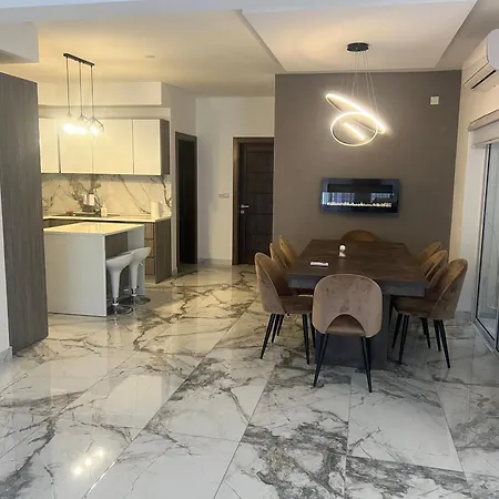 Homestay Maisonette 2